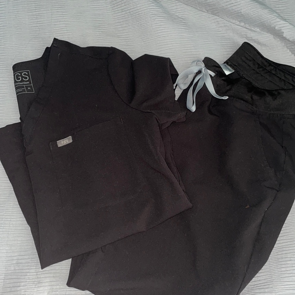 FIGS SCRUBS